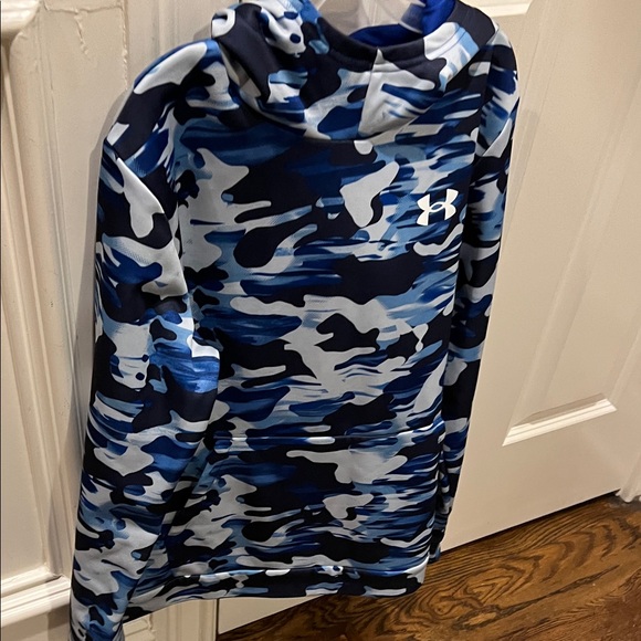 Like new size L Under Armour Navy Camo Pullover - Picture 3 of 7